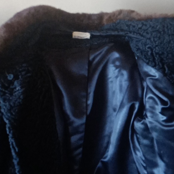 wool coat - Picture 6 of 10